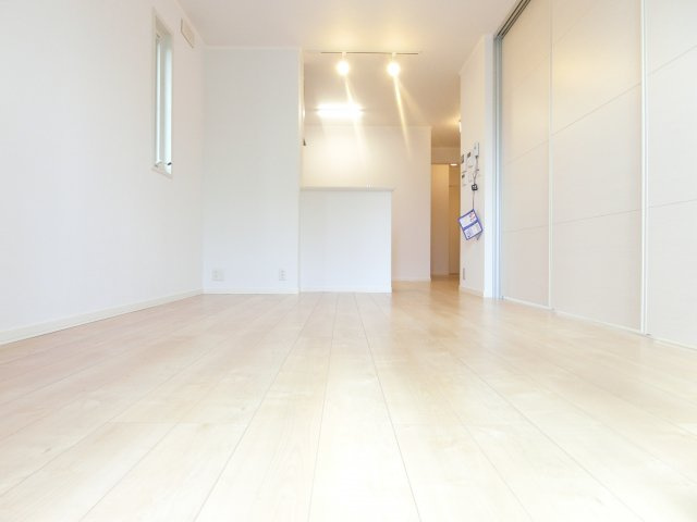 Primroseの居間・リビング|同物件別部屋イメージ写真