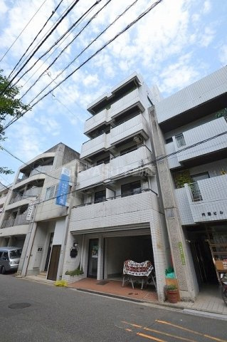 広島市中区広瀬北町の賃貸マンションの外観