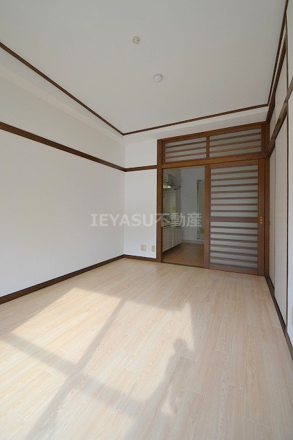 広島市中区広瀬北町の賃貸マンションの内装