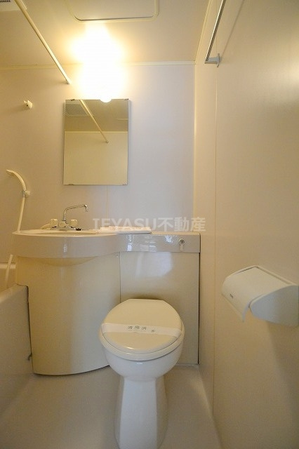 広島市中区広瀬北町の賃貸マンションのトイレ