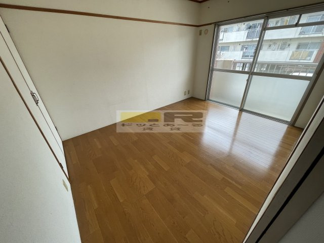 井上ハイムの洋室