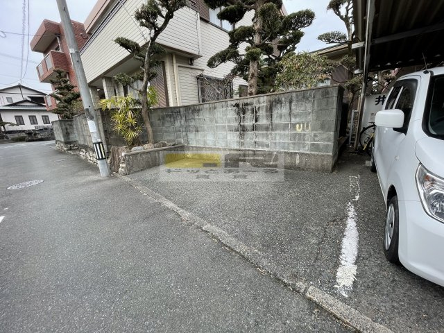 井上ハイムの駐車場