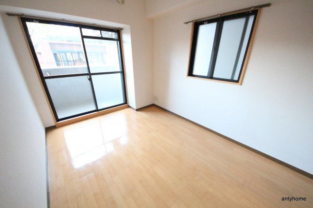 ラナップスクエア天満プライム　仲介手数料無料の洋室