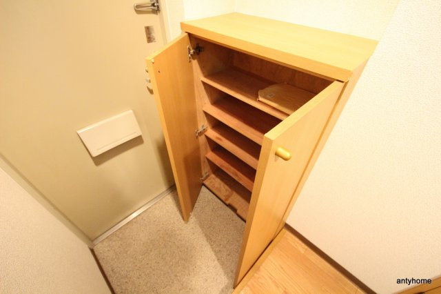 ラナップスクエア天満プライム　仲介手数料無料の玄関