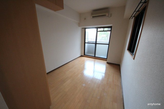 ラナップスクエア天満プライム　仲介手数料無料の居間・リビング