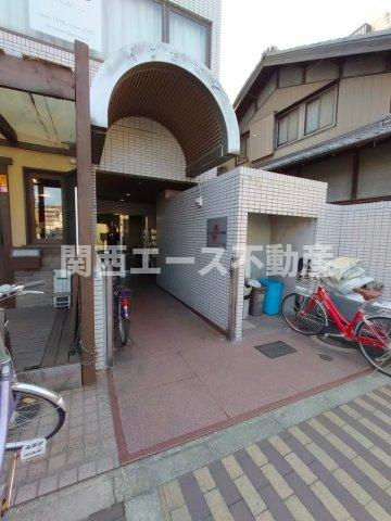 【エントランス】 | パウゼ布施
