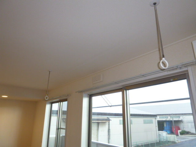 ひまわりBの設備|室内物干し