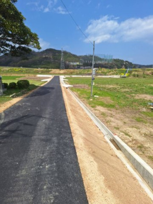 【前面道路含む現地写真】 | 鳥取市服部土地