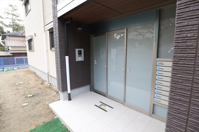 ベレオ御建のエントランス