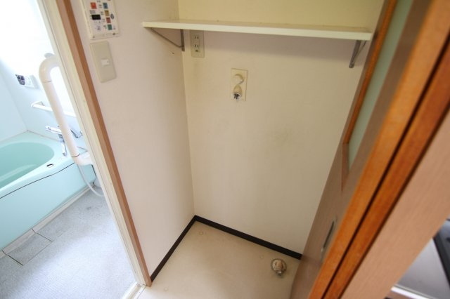 【設備】 | 西難波町6丁目テラス | 洗濯機置場