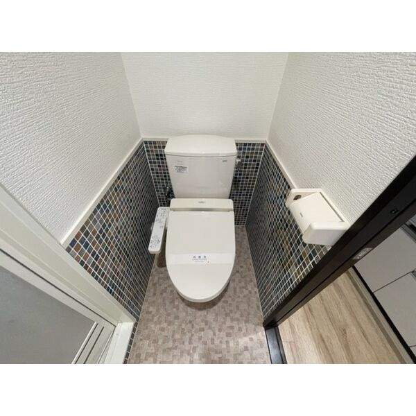 グランドーリア西院のトイレ