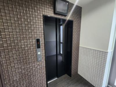 グランドーリア西院のその他|エレベーター有