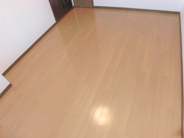 エムブレイスの洋室