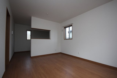 【居間・リビング】 | ポプラ・Ⅱ | 2階LDK