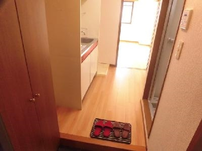 ラフィーネ四条堀川の展望|玄関から～
