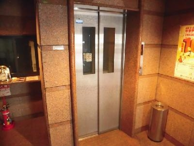 ラフィーネ四条堀川のその他共用部分|エレベーター
