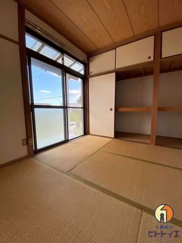 江口ハイツの和室|日本らしい落ち着いた雰囲気の和室です