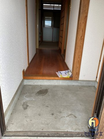 江口ハイツの玄関|シンプルで使いやすい玄関です