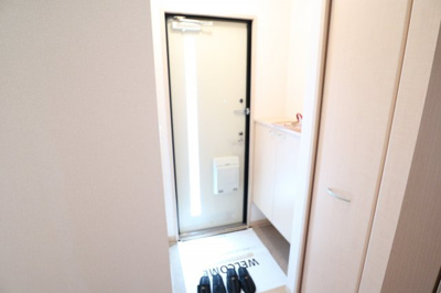 【玄関】 | グランドキャッスル・α B