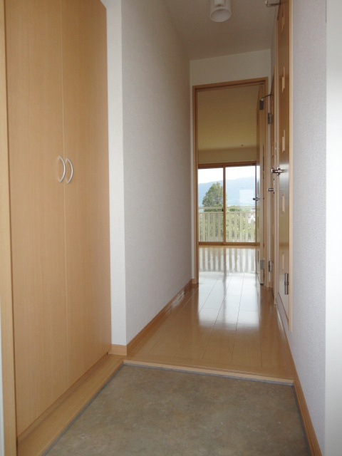 リーベンルーチェ【10，000円キャッシュバック対象物件】の玄関|毎日通る玄関はこちらです