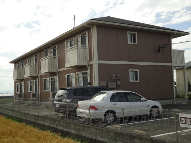 リーベンルーチェ【10，000円キャッシュバック対象物件】の外観|おしゃれな外観です