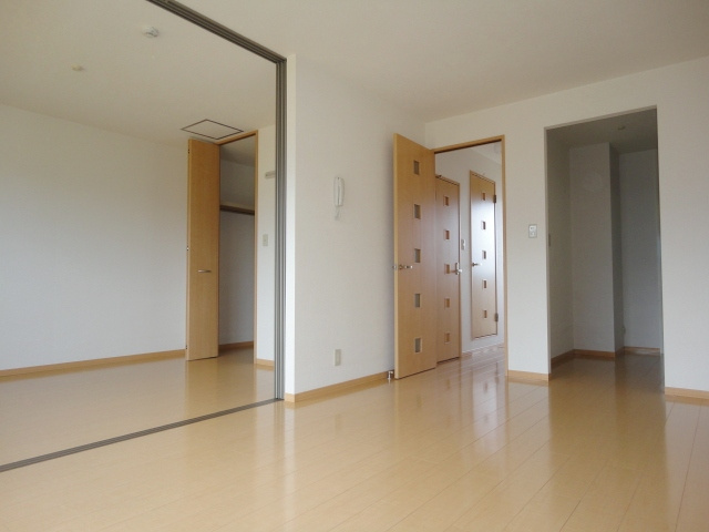 リーベンルーチェ【10，000円キャッシュバック対象物件】の洋室|きれいな洋室です