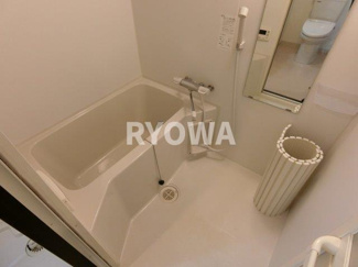 【浴室】 | コンフォール綾瀬 | 掲載の写真は退去前の写真となります。