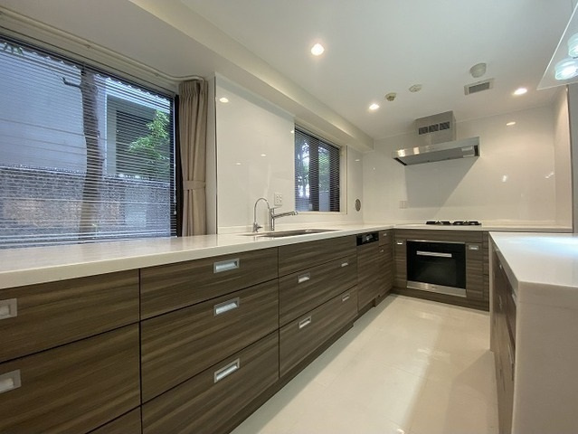 港区西麻布４丁目の賃貸マンションのキッチン|同タイプ参照