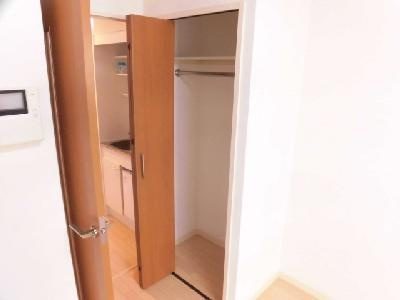 KDXレジデンス西院（ケイディエックスレジデンス西院）の収納|クローゼット