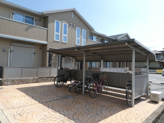 リヴィエールのその他共用部分|自転車置場