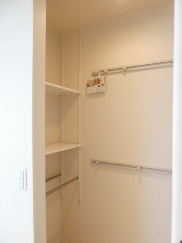 リヴィエールの収納|ワンステップクローゼットクローゼット