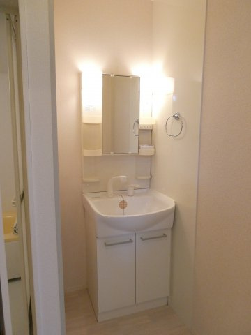 リヴィエールの独立洗面台|シャンプードレッサー