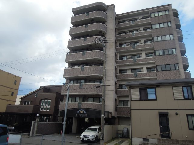 ビブレ新橋の外観