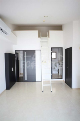 【居間・リビング】 | セレブコート朝潮橋 | こちらの居間で趣味の時間をお楽しみください