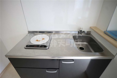 【キッチン】 | セレブコート朝潮橋 | きれいなキッチンです