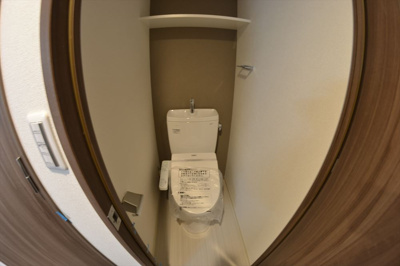 【トイレ】 | プレサンス谷町七丁目Ⅱ | ゆったりとした空間のトイレです