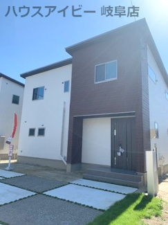 【外観】 | 敷地広々83坪！南側に広々としたお庭スペースあり。JR西岐阜駅まで徒歩約24分！写真はイメージ