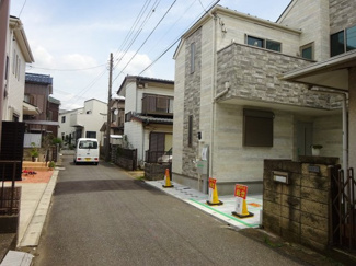 【前面道路含む現地写真】