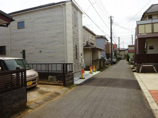 【前面道路含む現地写真】