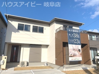 【外観】 | 岐阜市薮田中　国道21号線すぐそば！名古屋方面・大垣方面アクセス良好♪スタイリッシュな外観！太陽光発電システム10.2ｋｗ搭載可能！