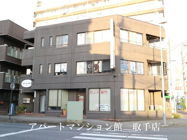 野口第三ビルの外観