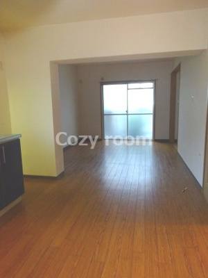 【居間・リビング】 | 光陽マンション | 広いひろいLDKです。