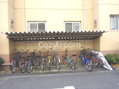 【その他共用部分】 | 光陽マンション | 自転車置き場です、