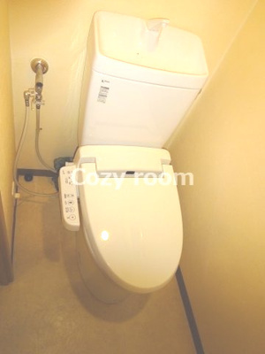 【トイレ】 | 光陽マンション | 落ち着いたトイレは、シャワー付きトイレです