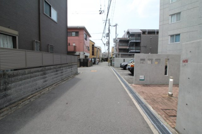 【周辺】 | スクエア