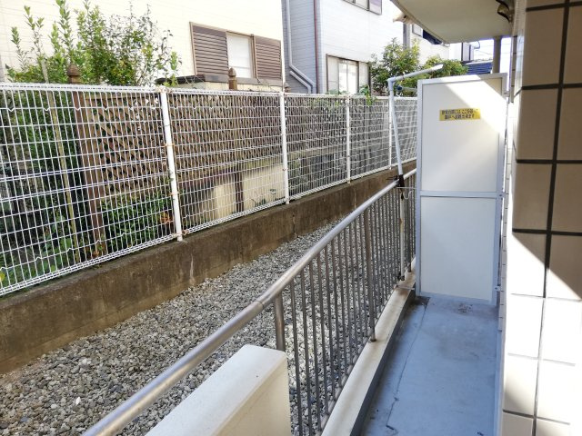 ハイツシャトルのバルコニー