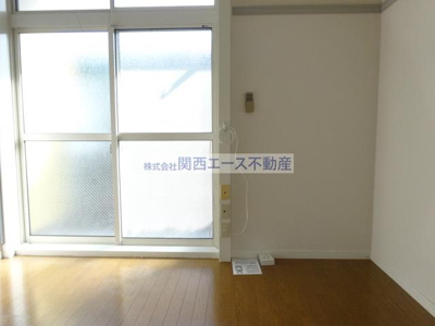  | レオパレスタカラ
