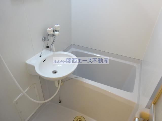 【浴室】 | レオパレスタカラ