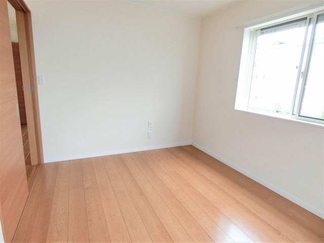 パークハイツE棟の洋室