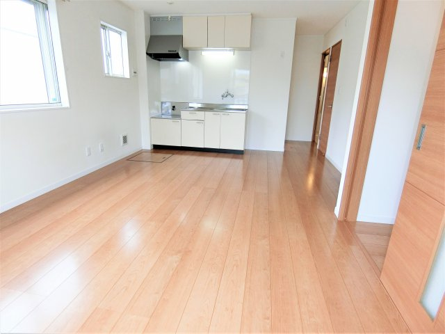 パークハイツE棟の居間・リビング